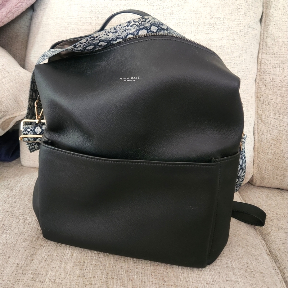 Mina Baie backpack full size
